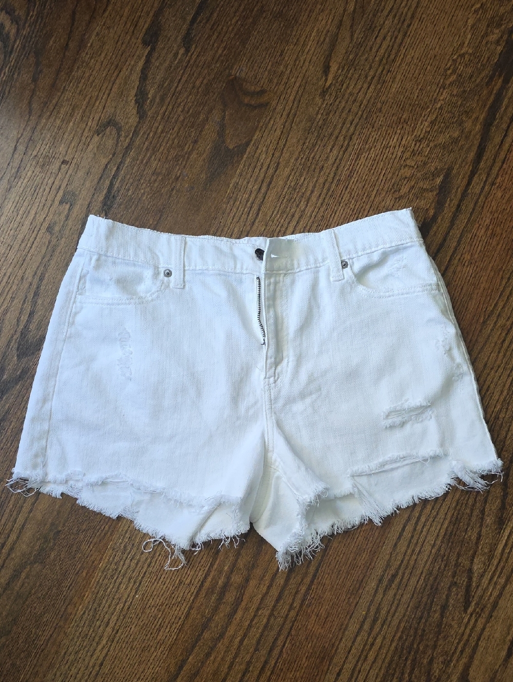 aerie White Distressed Frayed Hem Jean Shorts